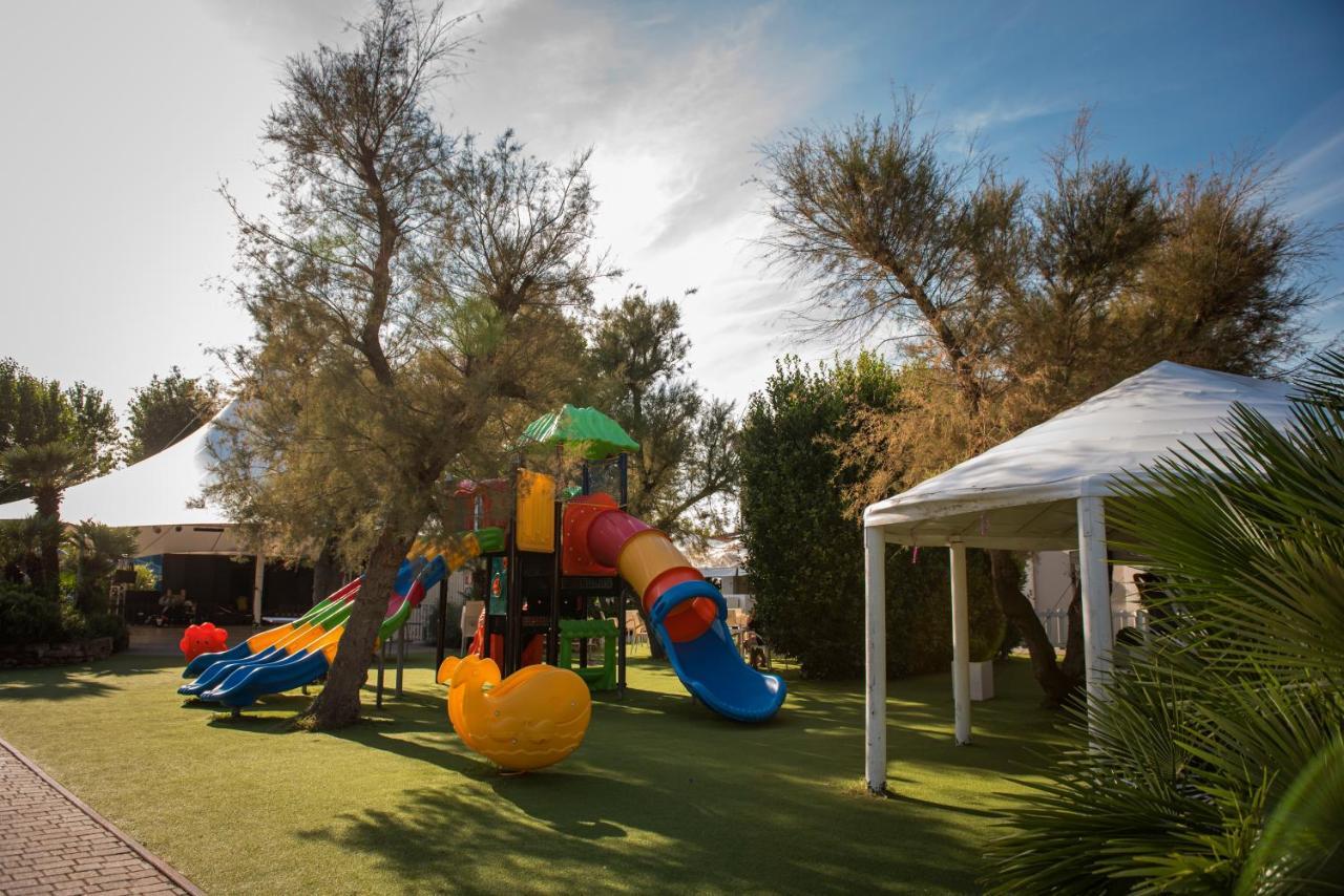 Club Del Sole Vigna Sul Mar Family Collection